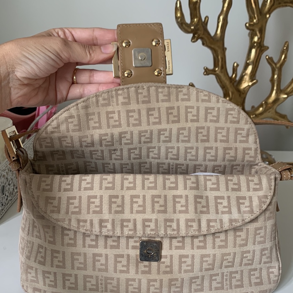 Fendi RARE Vintage Zucca Mamma Baguette bag beige gold canva